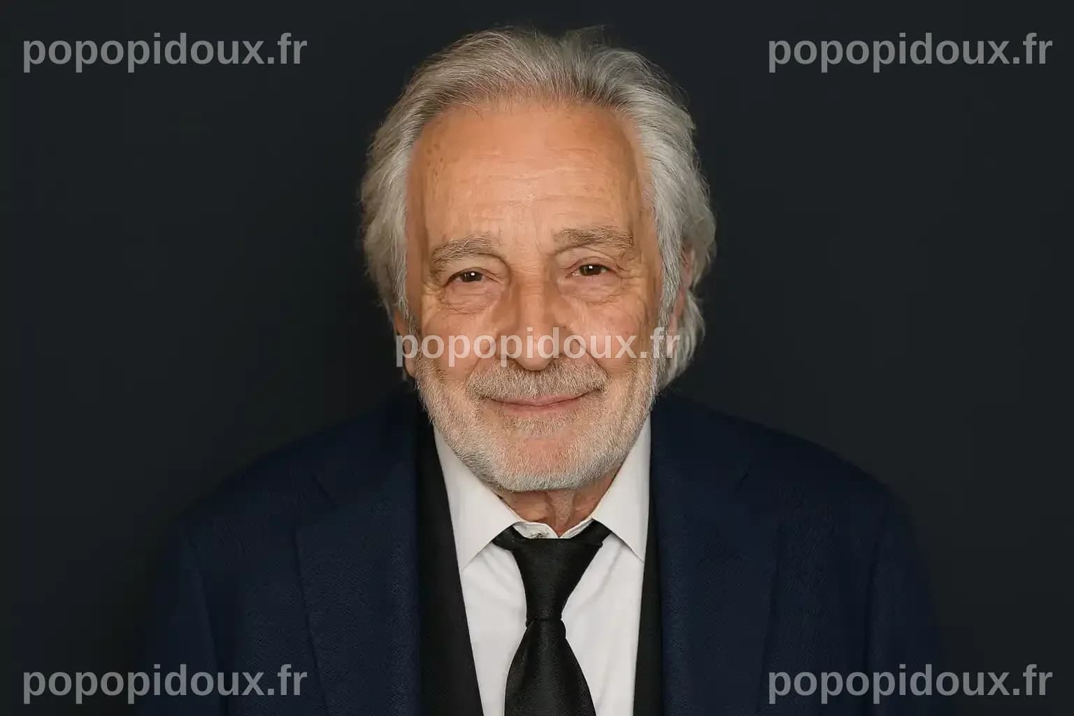 Aurélien Cheval : L'Artiste Discret Derrière la Décoration Cinématographique