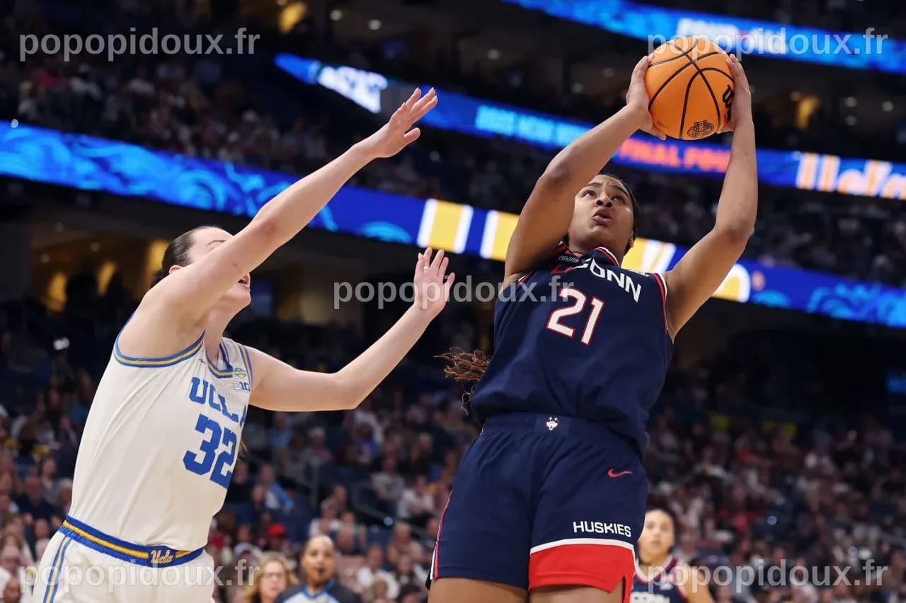 La Caroline du Sud crée la surprise face à UConn, UCLA élimine le Texas et s'affrontera en finale