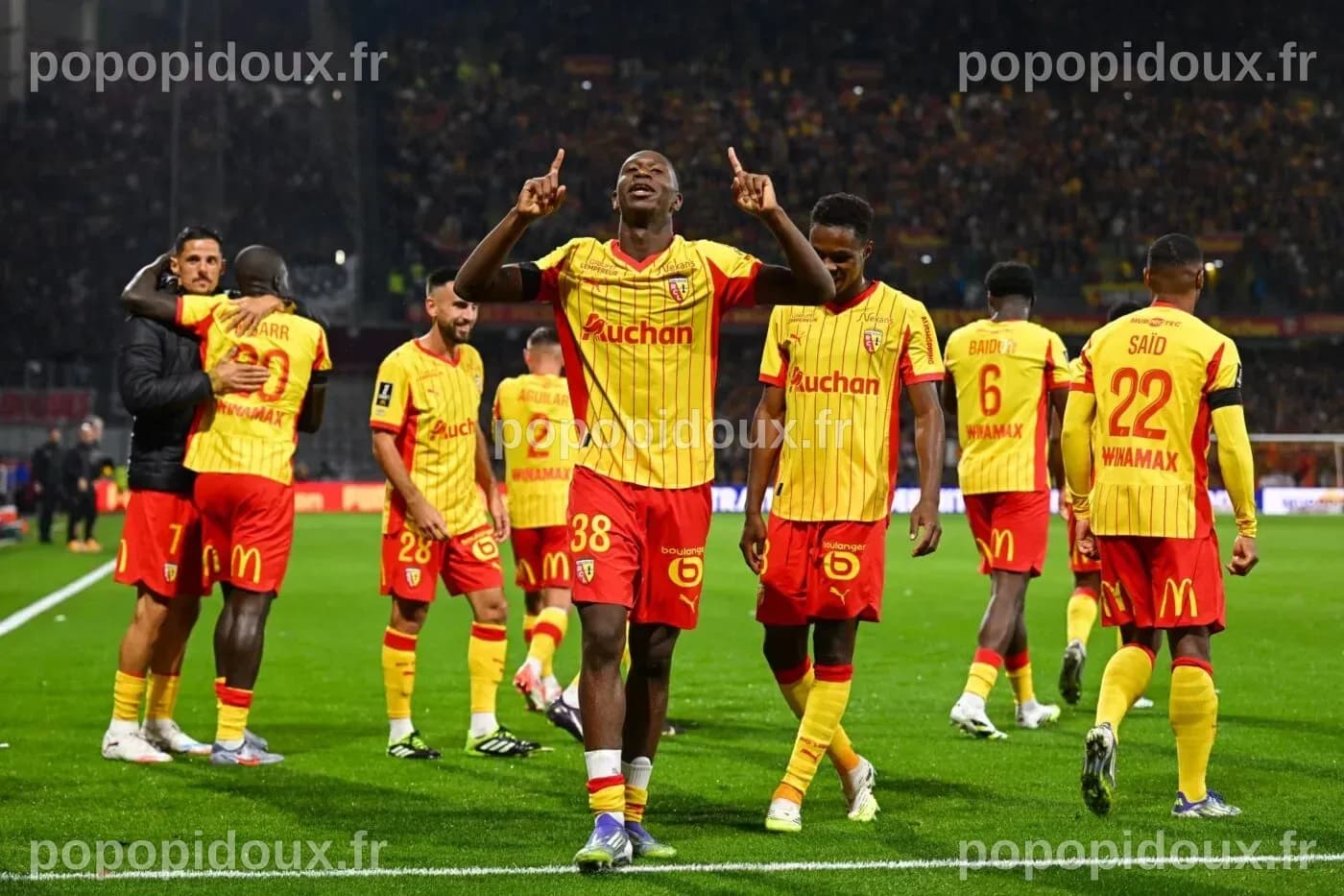 Lens s’offre le derby du Nord - Ligue 1 - J6 - Lens-Lille (3-0) - SO ...