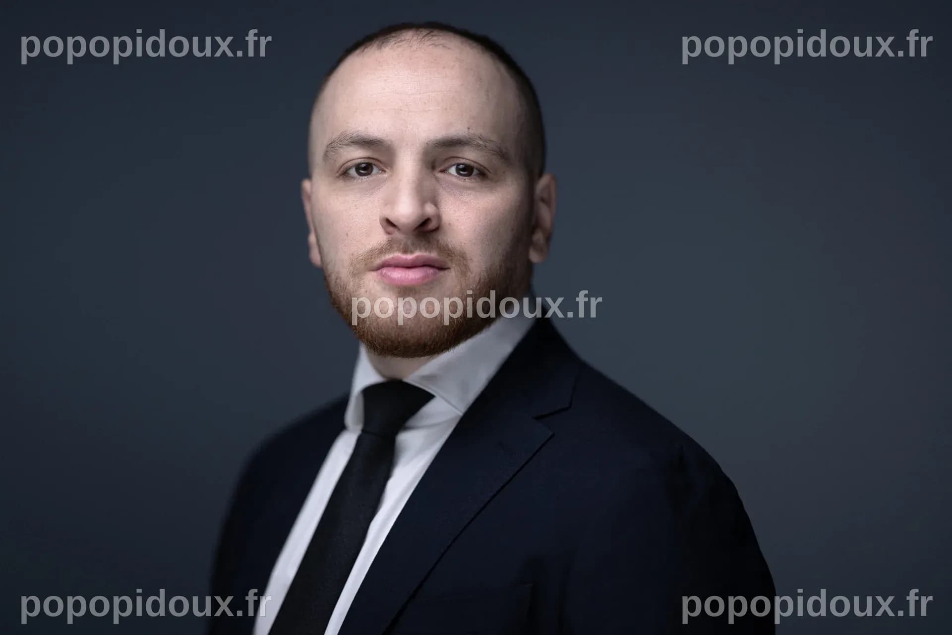 Matthieu Valet : Une Exploration de Son Héritage Arabe et de Son Parcours Politique