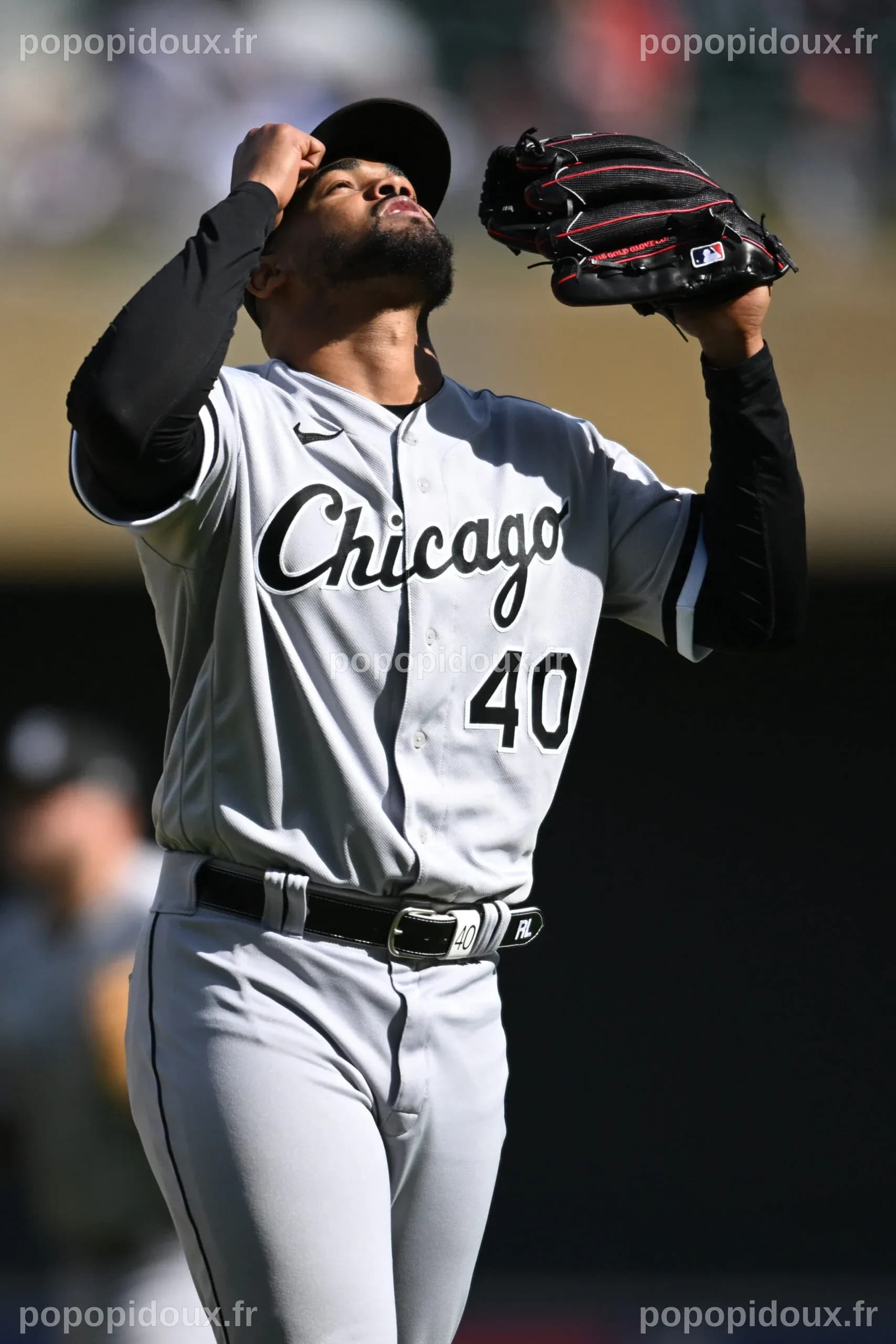 Braves Sign Reynaldo Lopez