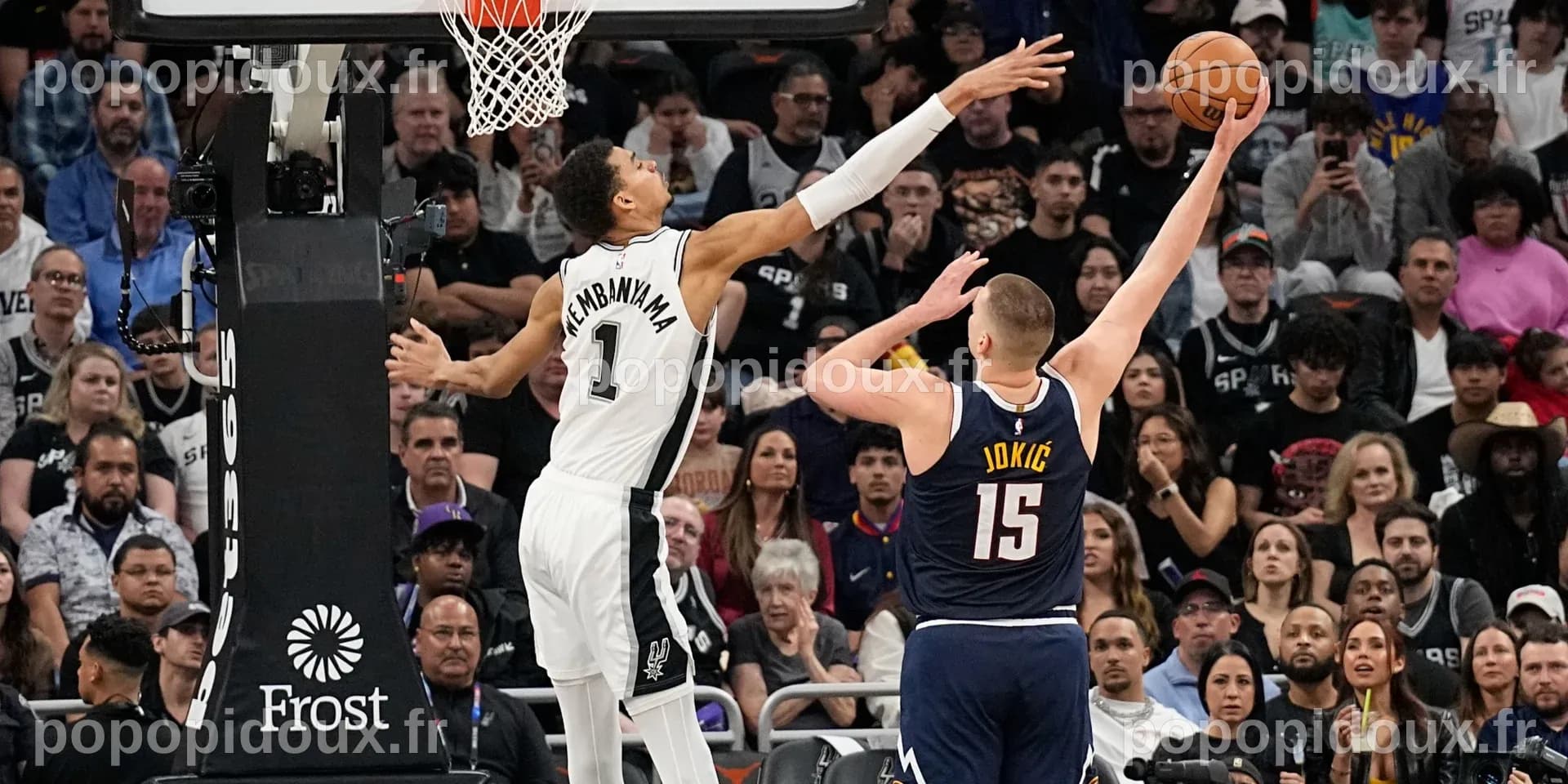 Wembanyama atteint les 65 matchs et la possibilité de remporter un prix, tandis que Jokic est toujours en quête de ce seuil