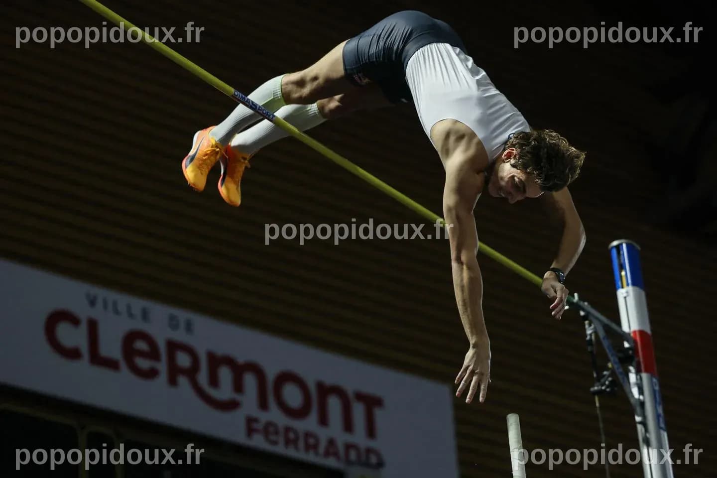 Saut à la perche : le prodige Armand Duplantis s’envole pour un nouveau ...