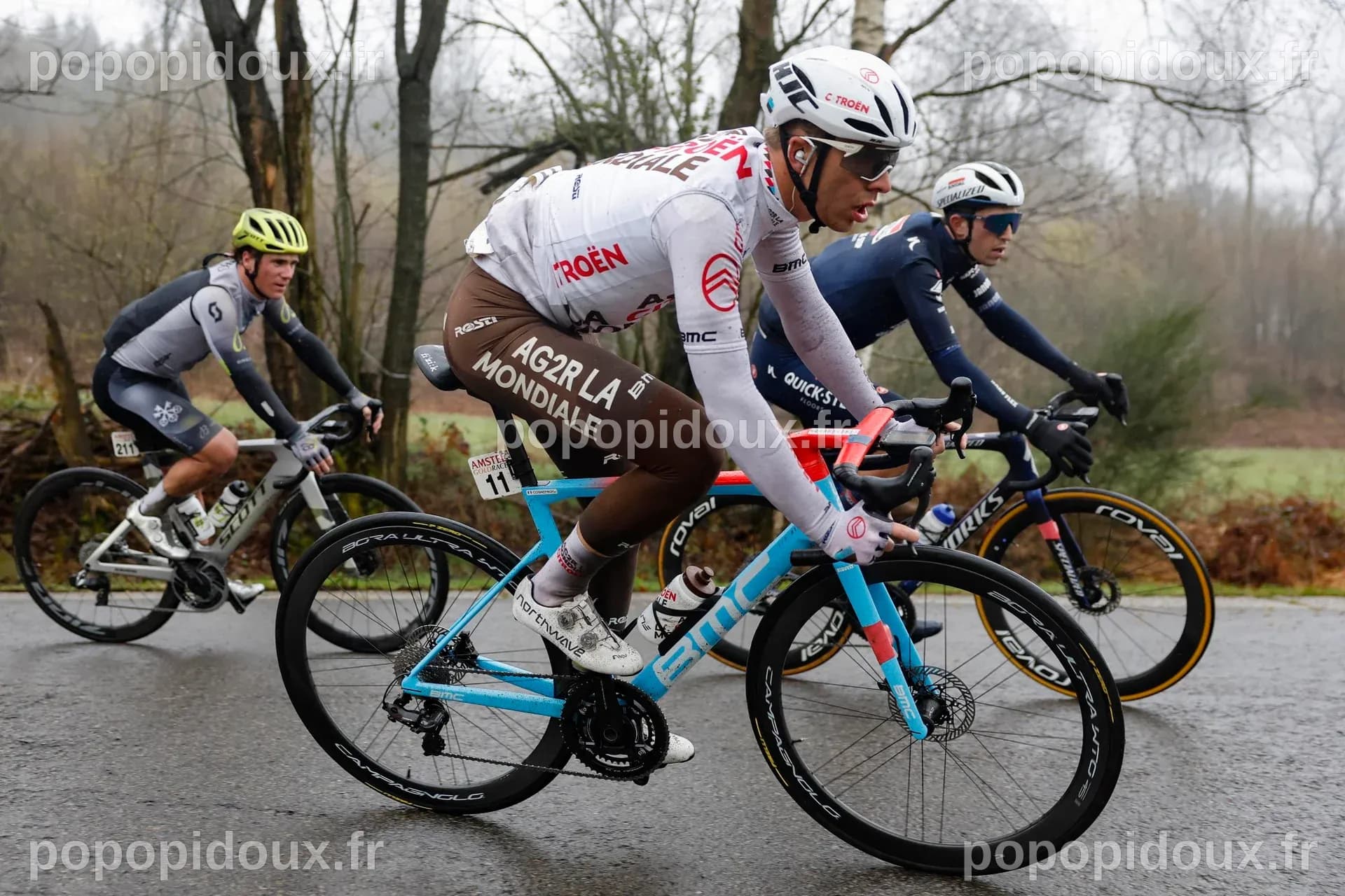 Benoît Cosnefroy : "C'est une saison décevante" - TotalVelo