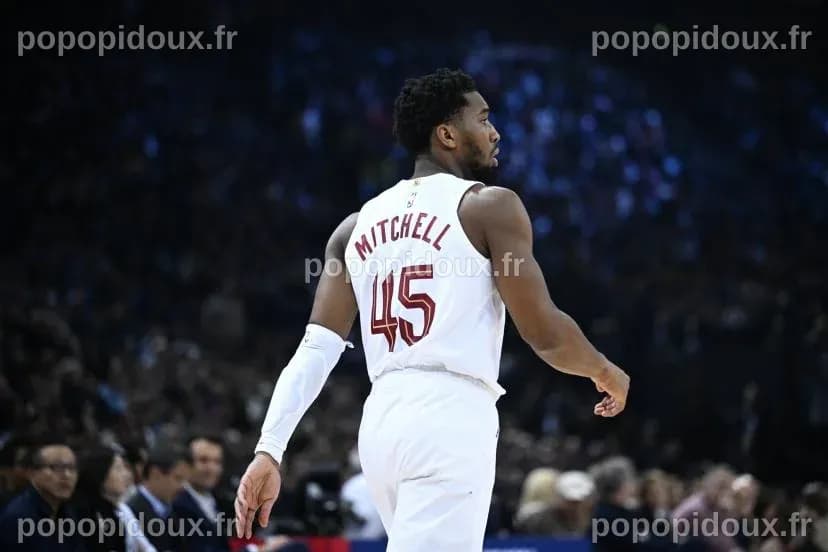 Donovan Mitchell (Cleveland Cavaliers) incertain pour le match 4 contre ...
