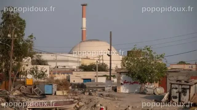 Guerre au Moyen-Orient : Trump met en garde l'Iran sur ses centrales électriques alors que le détroit d'Ormuz reste fermé