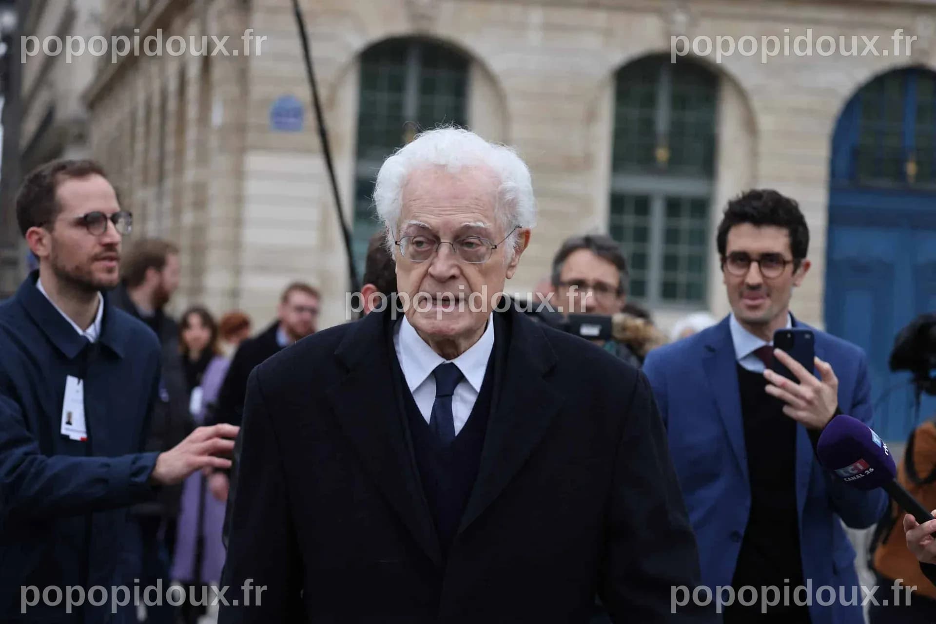 Hommage national à Lionel Jospin : Une reconnaissance pour un ancien Premier ministre
