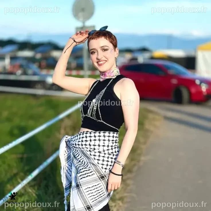 Julie Berthollet Enceinte: Biographie, Carrière, Voyage dans la ...