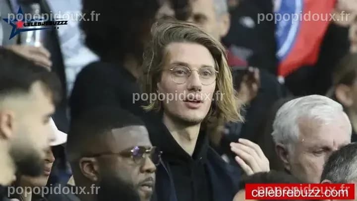 Paul Mirabel : Une Carrière Éblouissante et une Taille Imposante dans ...