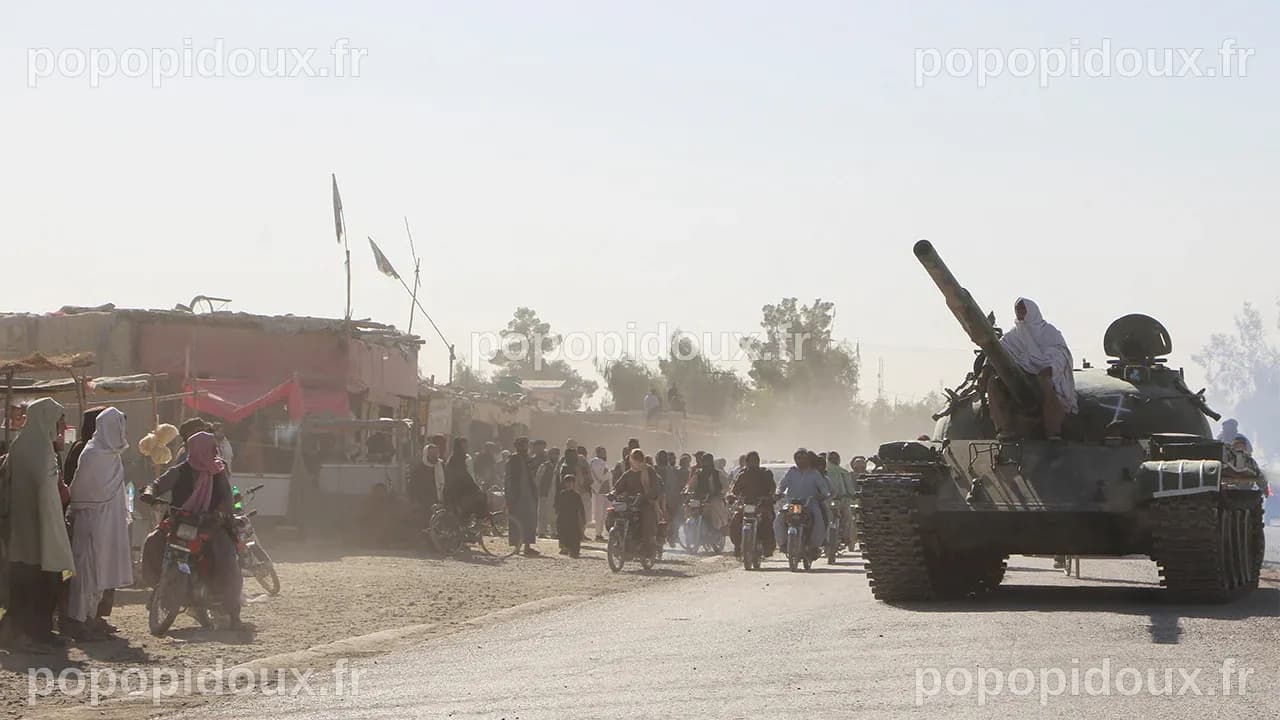Le Pakistan déclare la guerre ouverte aux talibans en Afghanistan
