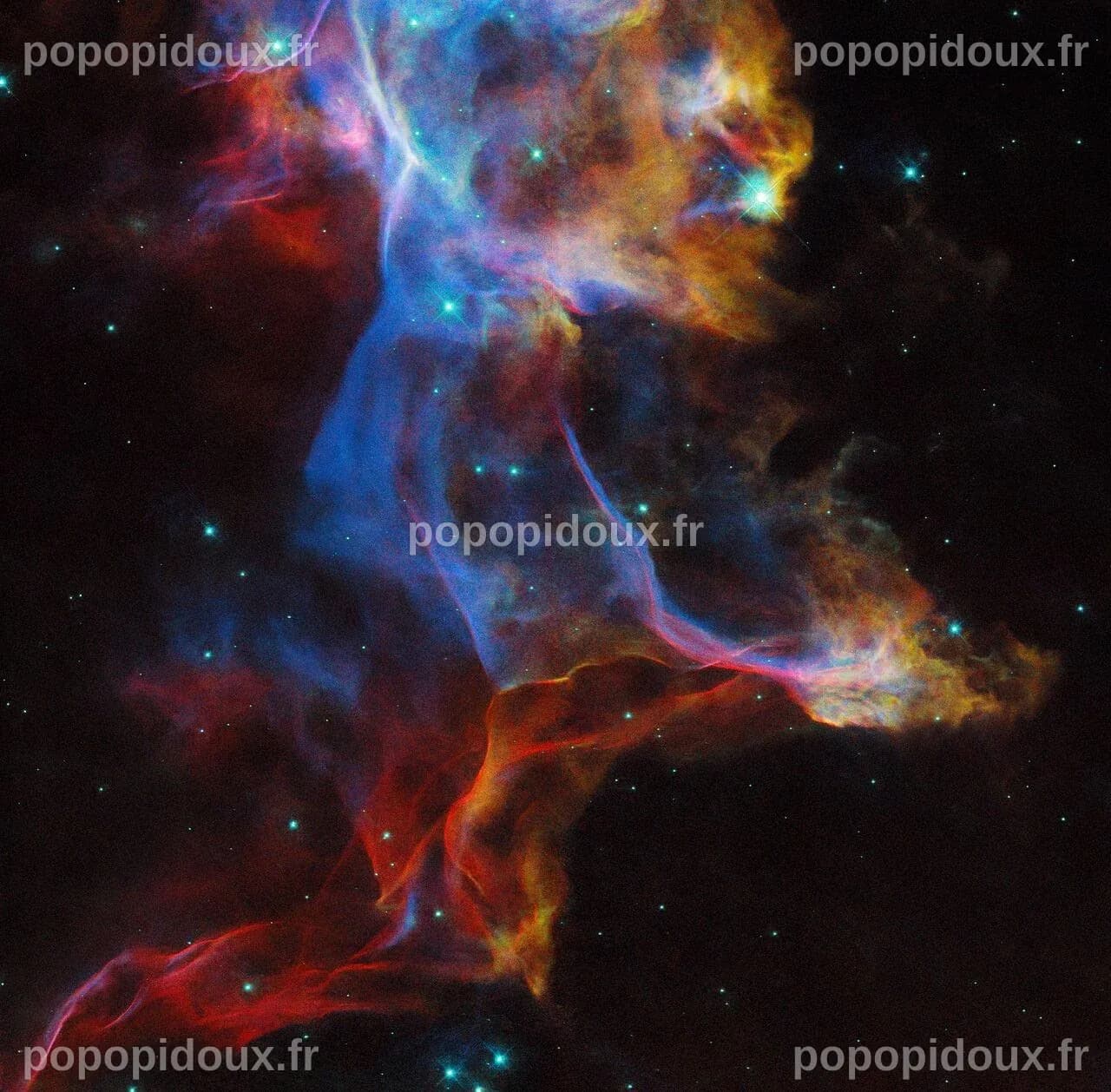 Une belle image de Hubble montre les superbes couleurs de la nébuleuse ...