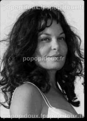 Quel âge a Isabelle Mergault ? 67 Ans, née le 11-05-1958.