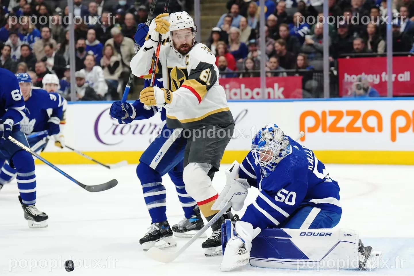 Le deuxième but de Smith permet à Vegas de dépasser Toronto en ...