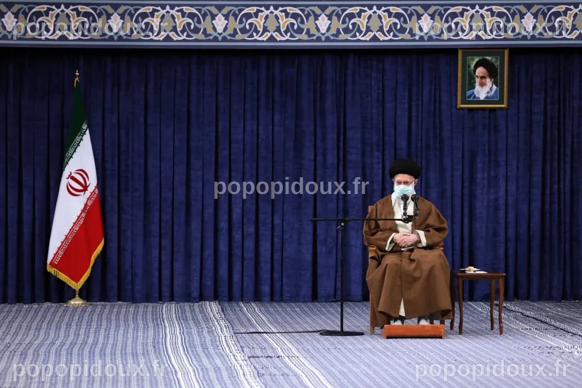 Ayatollah Khamenei on Twitter: "Les membres du Conseil Suprême de la ...