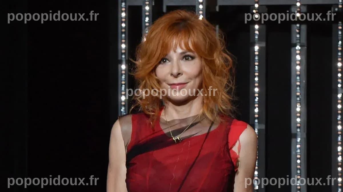 Mylène Farmer : L'histoire de Clémence, l'enfant qu'elle a élevé comme sa fille