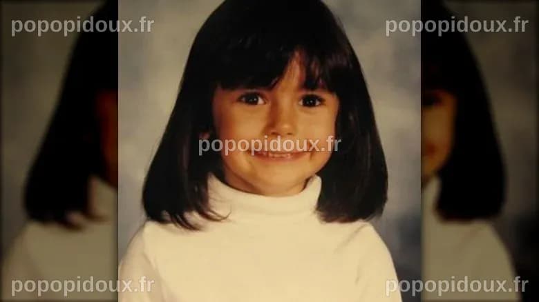 Nina Dobrev : De l'Enfance à la Célébrité