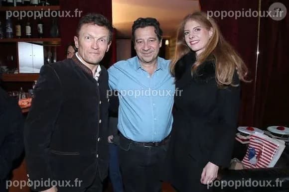 Photo : Sa compagne a 19 ans de moins que lui, mais entre eux, la ...