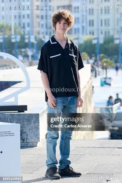 93 Paul Kircher Actor Stock Photos, High-Res Pictures, and Images ...