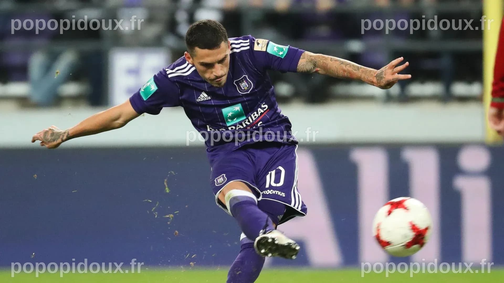 Stanciu, Harbaoui et Beric font trembler les filets loin d'Anderlecht