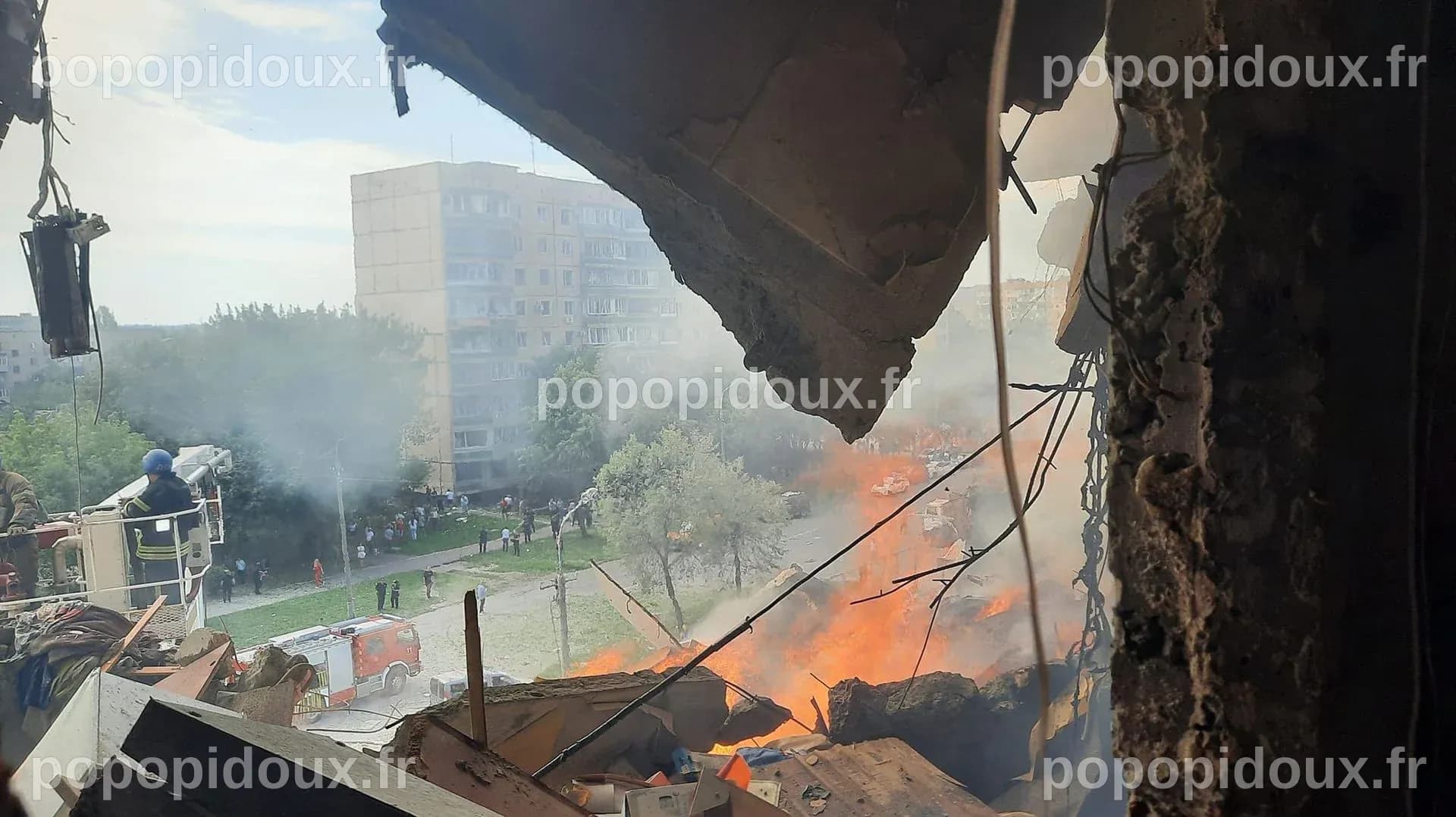 Guerre en Ukraine : au moins cinq morts dans une frappe sur un immeuble ...