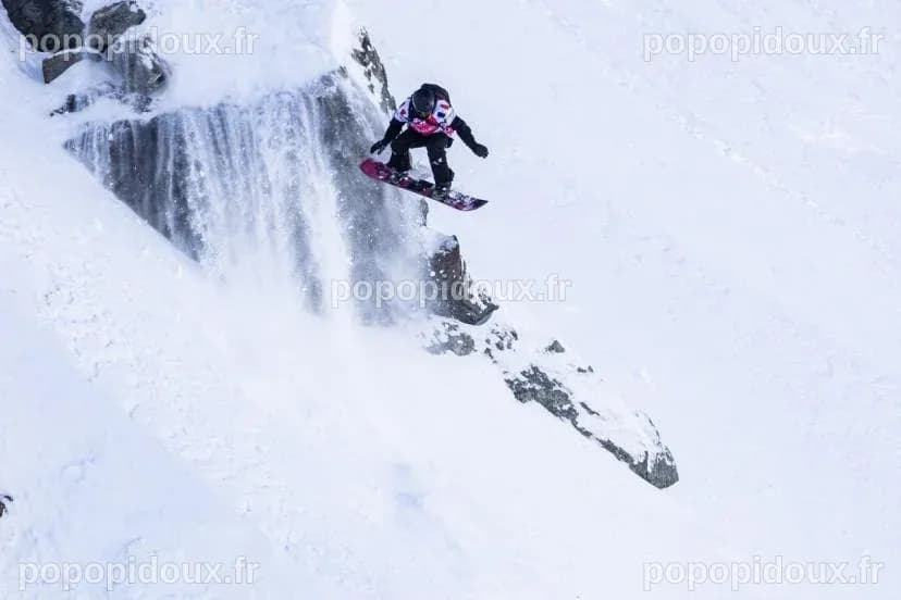 Victor De Le Rue lance le Freeride World Tour 2024 avec une victoire
