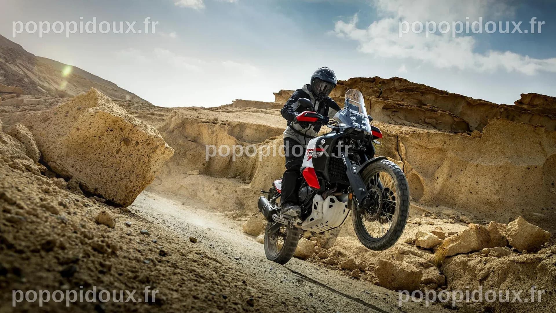 Yamaha Ténéré 700 World Raid 2026 - The End of Purism in Adventure Enduro