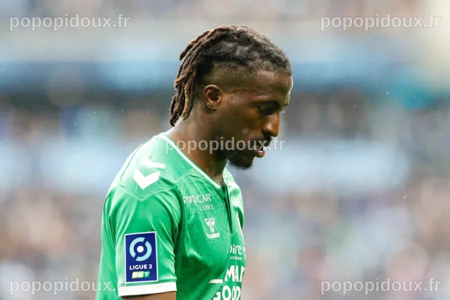 Yéhvann Diouf : De titulaire indiscutable à remplaçant, il mise sur la Coupe de France pour relancer sa carrière à Nice