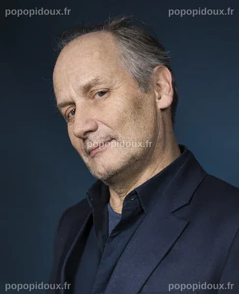 Hippolyte Girardot : Influence de ses Parents sur sa Carrière Artistique
