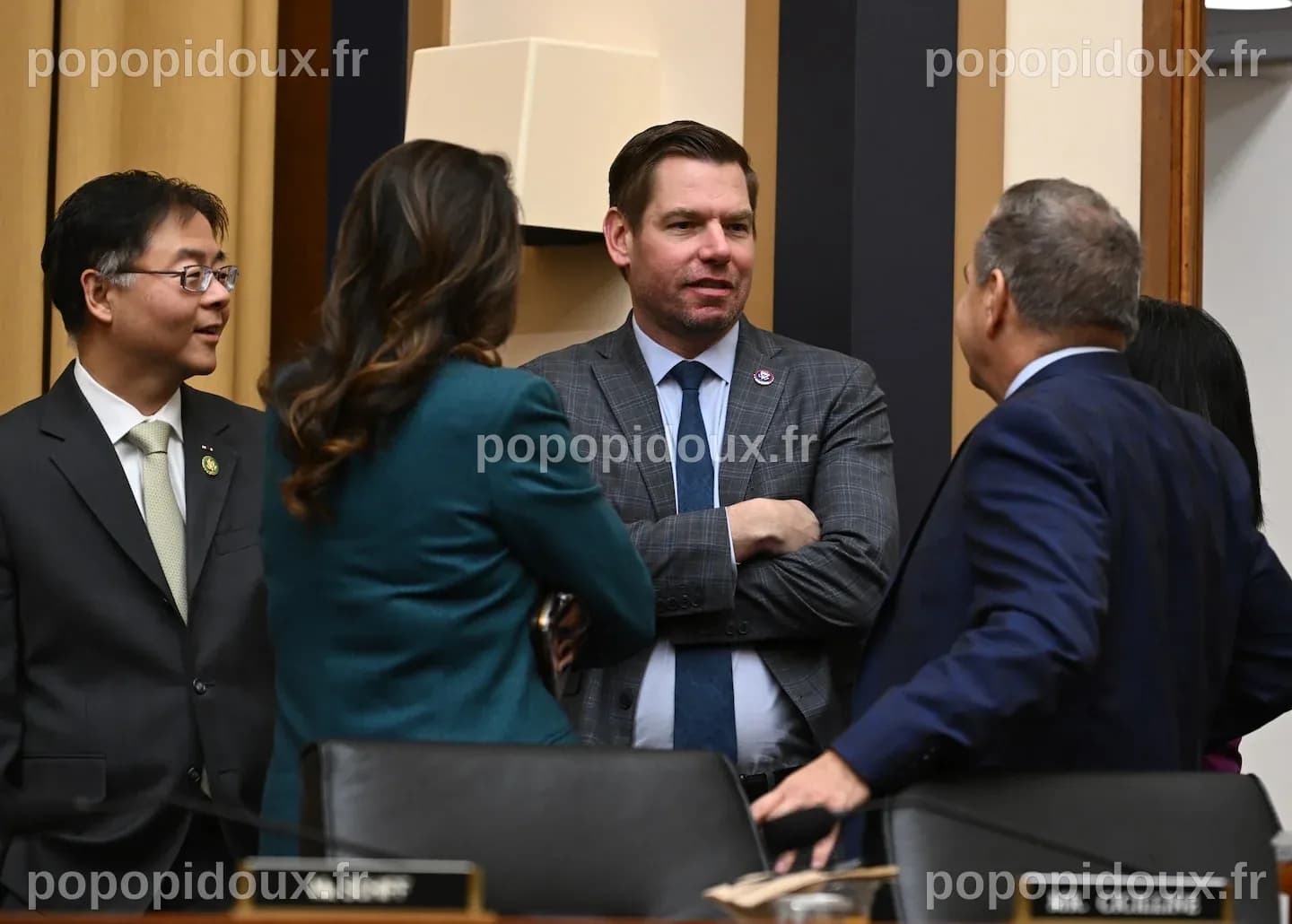 Le DHS enquête sur Eric Swalwell pour des allégations d'emploi illégal de nounou