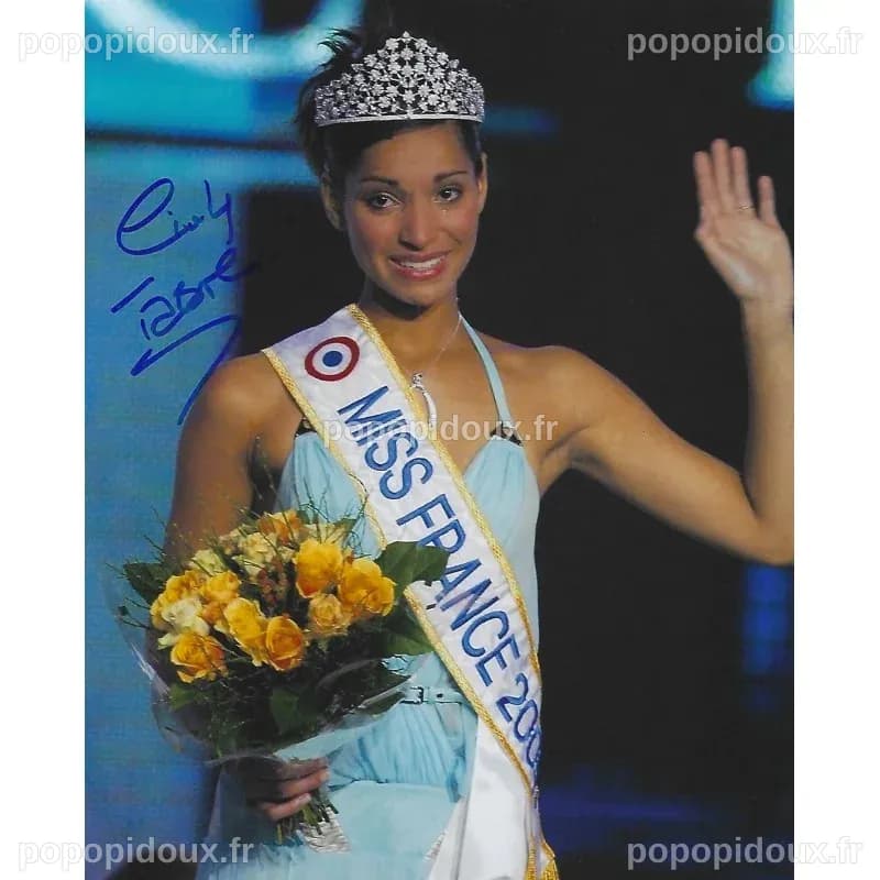 Cindy Fabre : Origine, Parcours et Influence