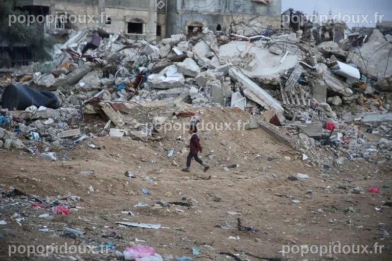 Les experts de l'ONU dénoncent les attaques contre les abris à Gaza et les déplacements forcés en Cisjordanie