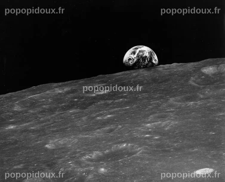 L'Univers en Évolution : Quelle sera la Destinée de la Terre ?