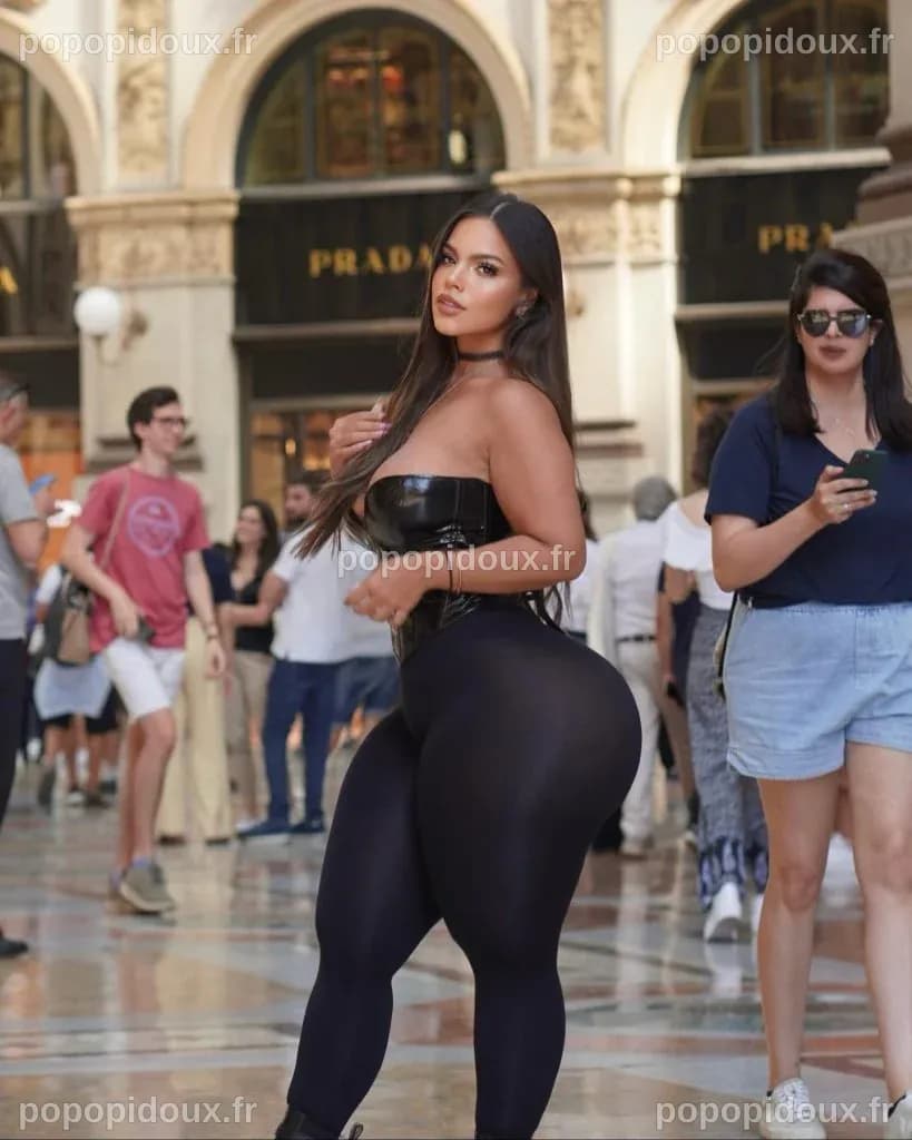 Who is Gracie Bon? Her Bio, Career, Boyfriend and Net Worth