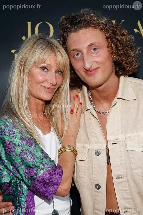 Photo : Exclusif - Joalukas Noah avec sa mère Isabelle Camus lors de la ...