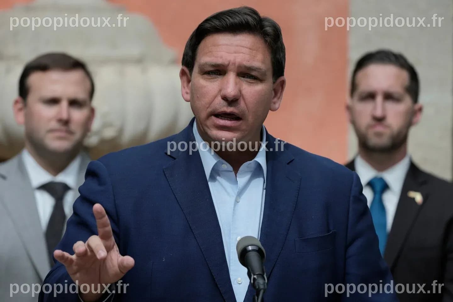 Florida Gov. Ron DeSantis to take over drawing of redistricting map ...