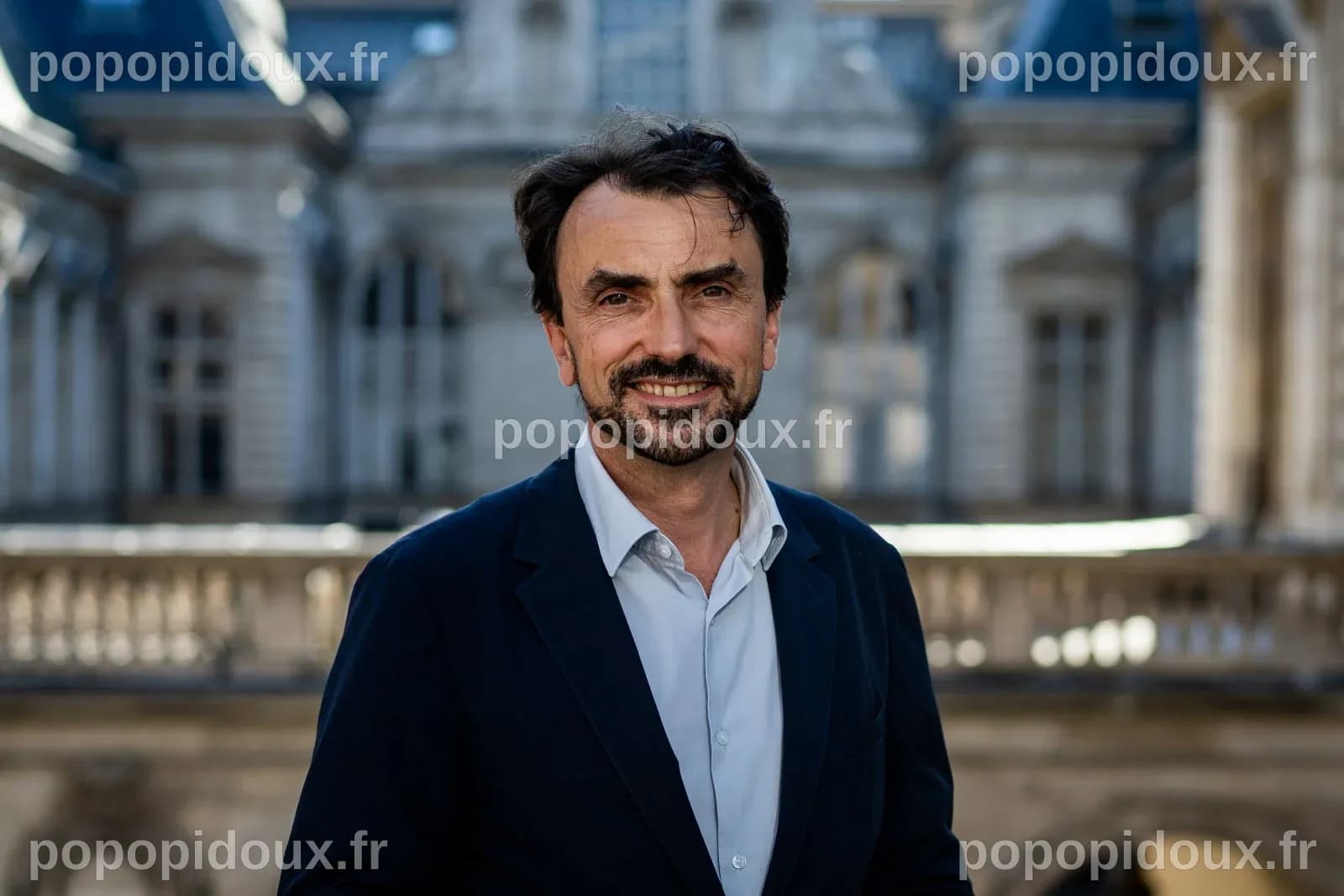 Face aux lecteurs. Rencontrez Grégory Doucet, le maire de Lyon, et ...