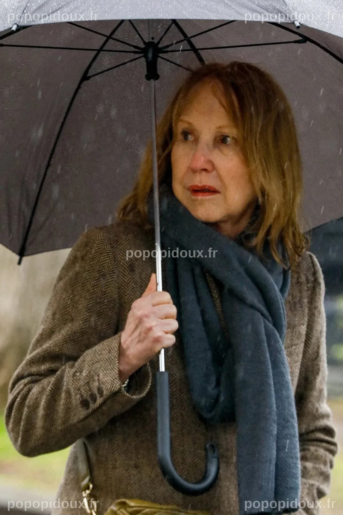 Photo : Nathalie Baye - Sorties des obsèques de l'avocat Hervé Temime ...