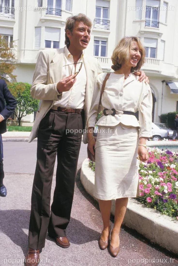 Nathalie Baye : un hommage émouvant à Saint-Sulpice, en écho à Johnny Hallyday