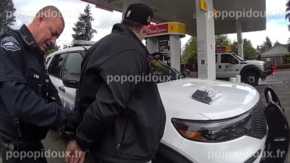 Un homme arrêté chez lui après avoir conduit en état d'ivresse et poursuivi par la police dans le comté de Pierce