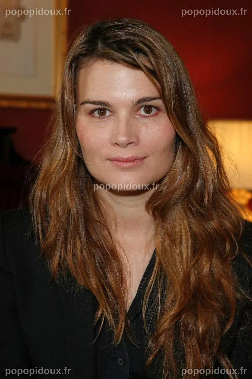 Marina Hands Pictures and Photos | Fandango