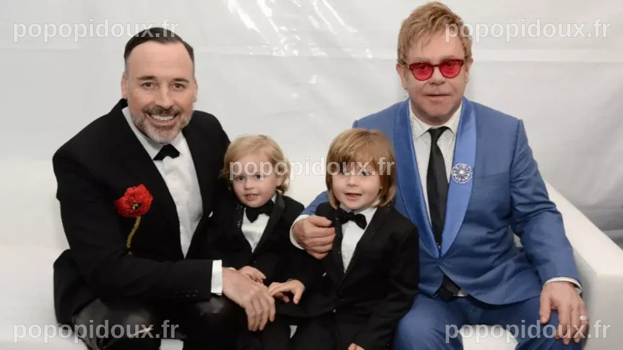 L'évolution des fils d'Elton John : Zachary et Elijah à l'âge de 15 et 13 ans