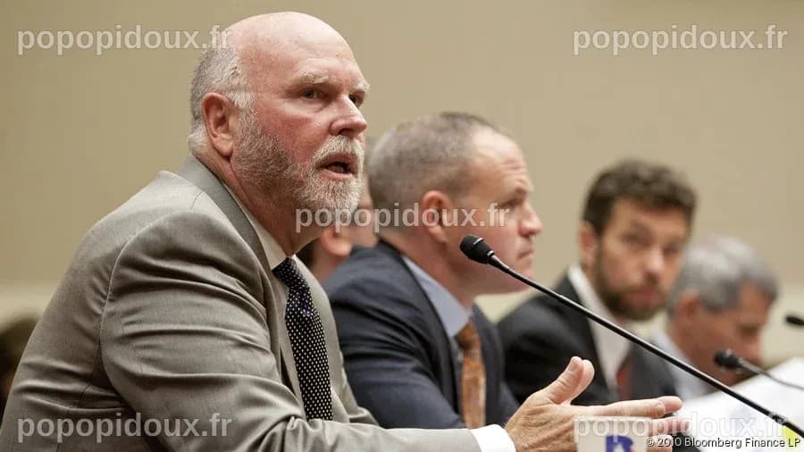 Human genome pioneer J. Craig Venter steps down from role as CEO of ...
