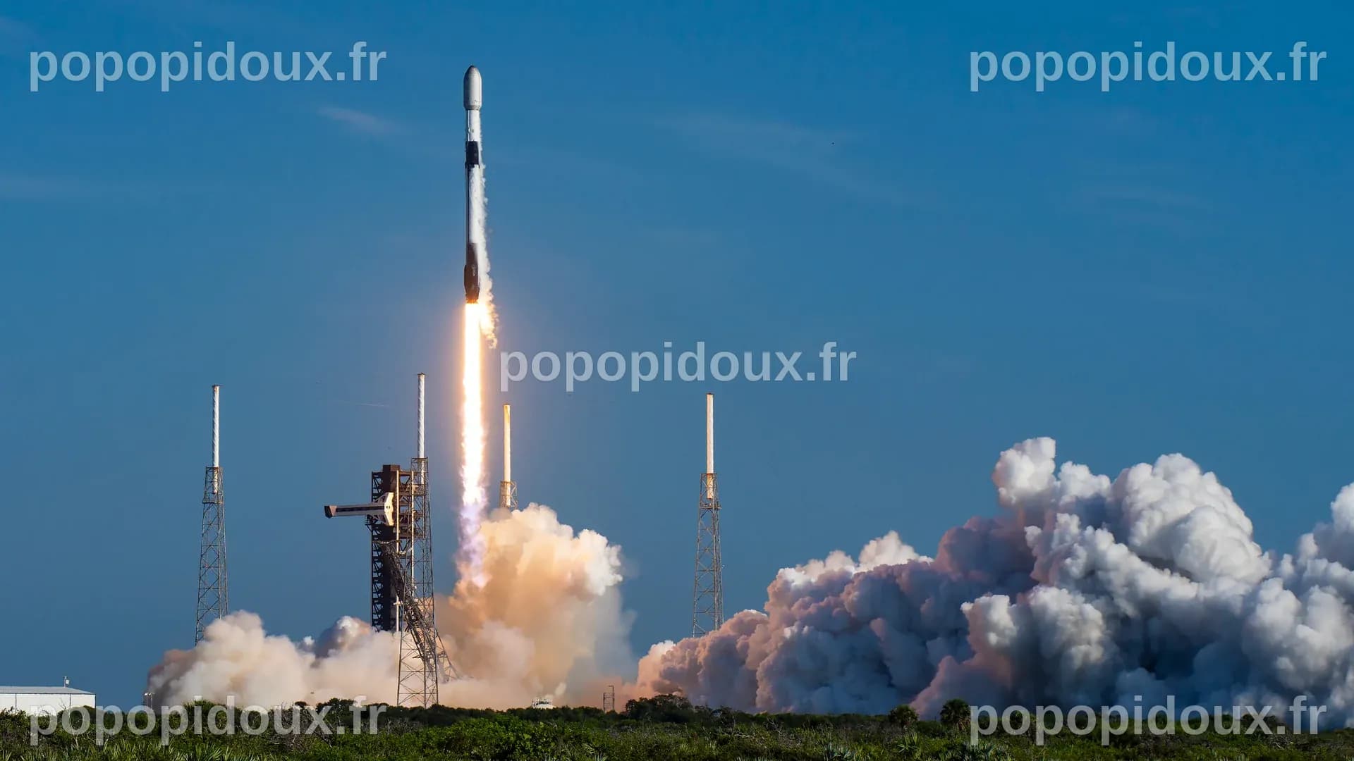 SpaceX launches 21 Starlink satellites to orbit from Florida (video ...