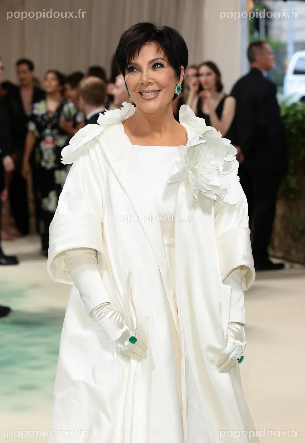 Met Gala 2026 : Nicole Kidman, Charlotte Gainsbourg et Kris Jenner lancent les festivités !