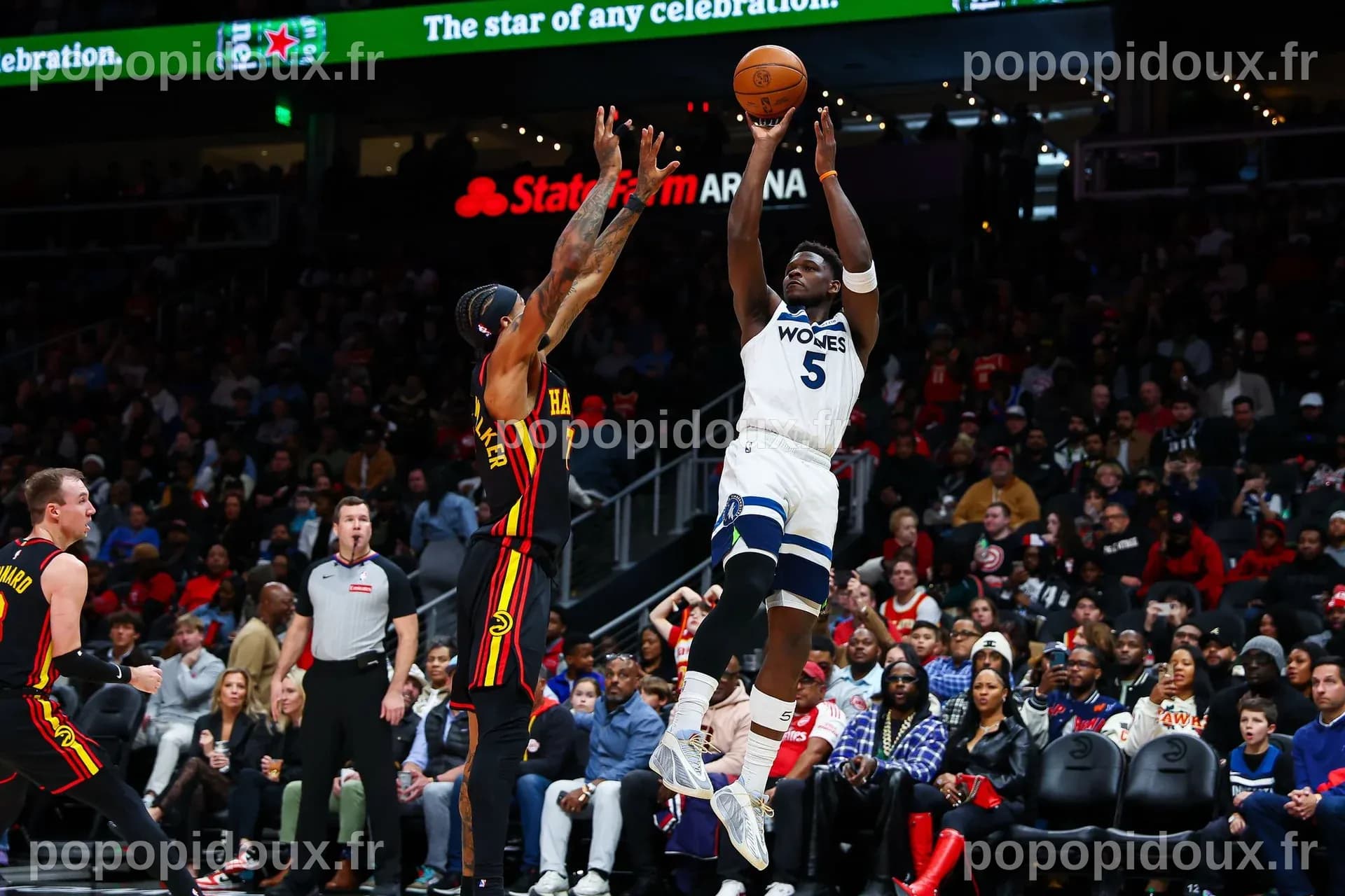 'Ant-Man' Edwards leaves bench late in loss for 2nd early exit from a ...