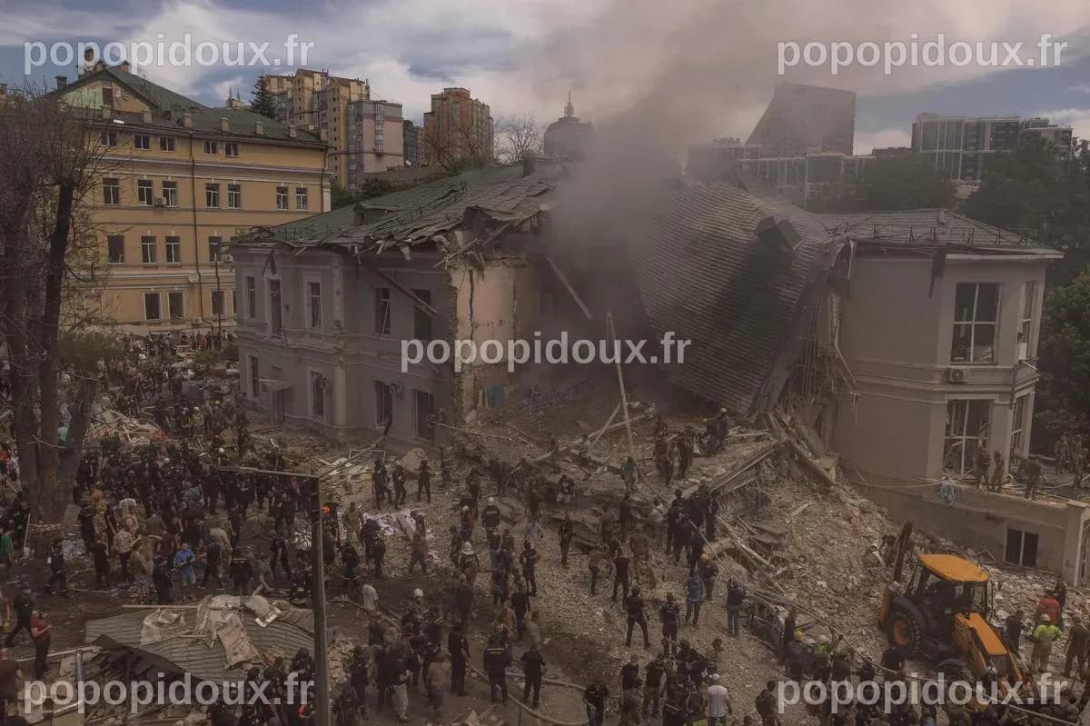 Frappes russes massives sur les villes ukrainiennes, des dizaines de ...