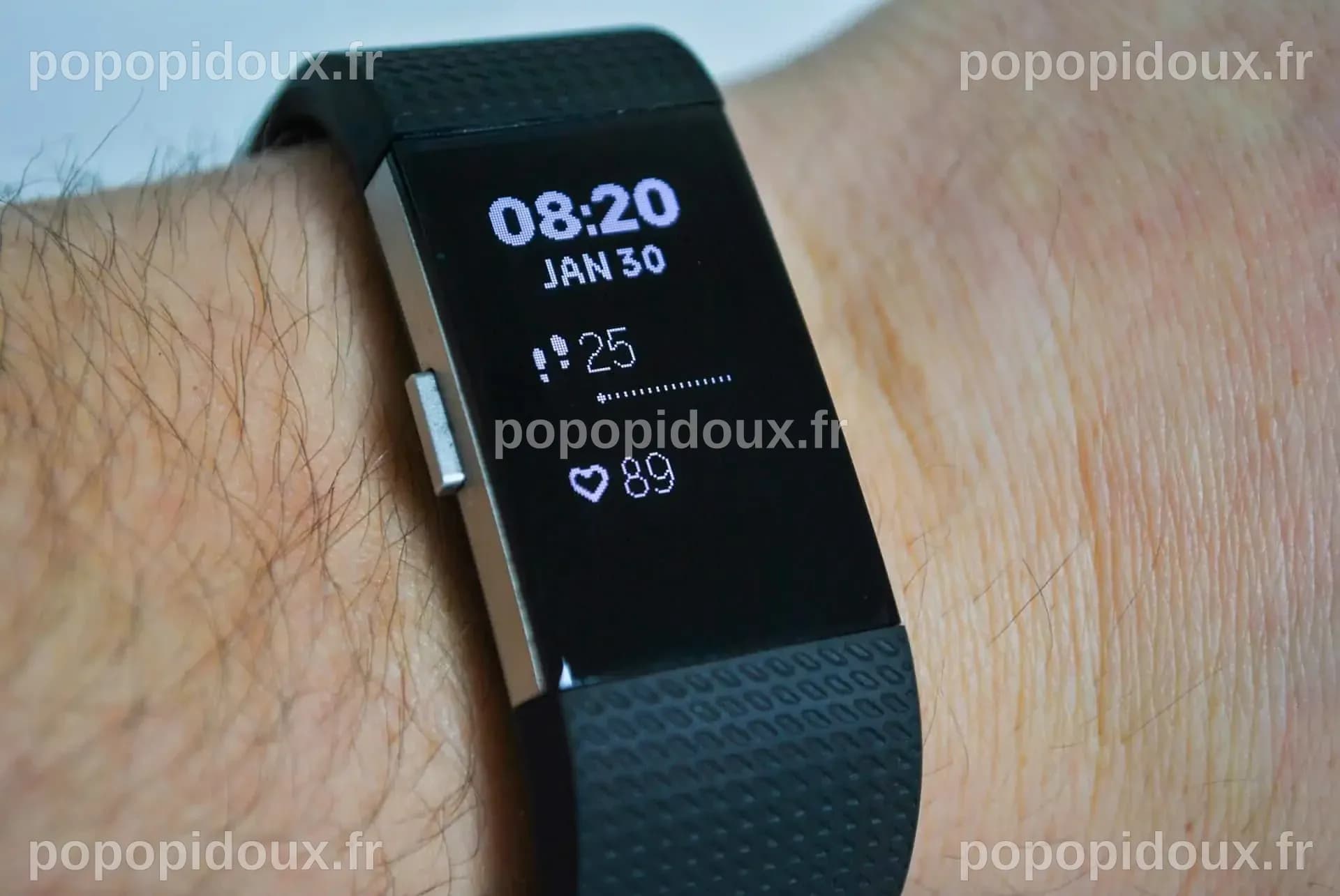 Montre connectée et santé : duel de géants Google et Apple - rachat Fitbit