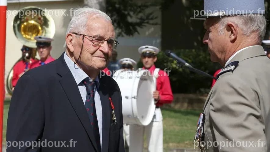 Roger Laboup reçoit la Légion d'honneur - ladepeche.fr
