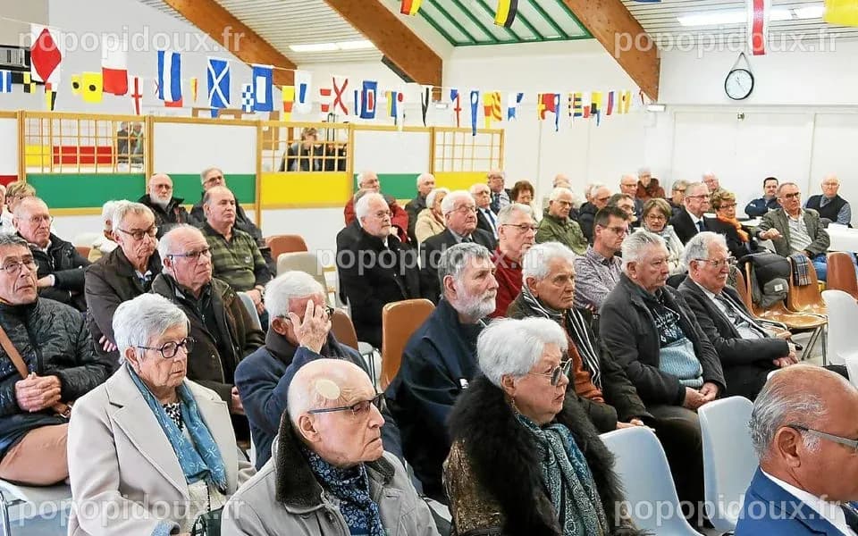 Les officiers mariniers de Ploemeur, Larmor-Plage et Guidel expriment ...