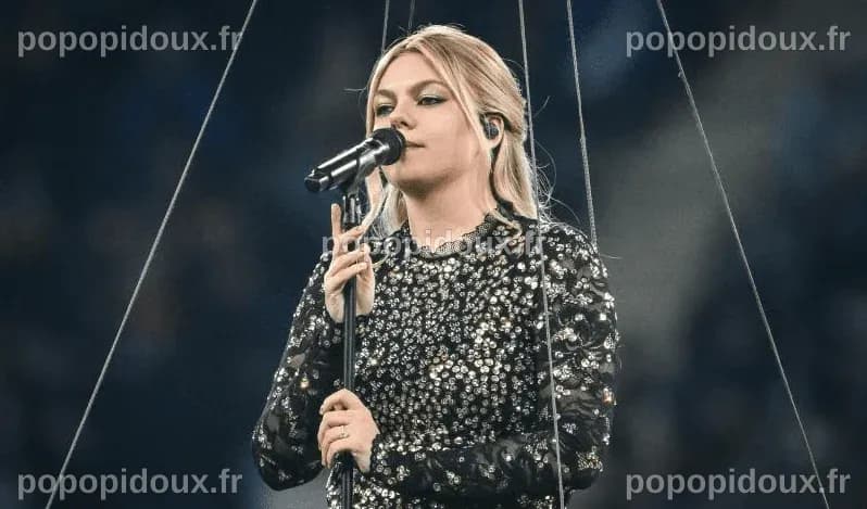 Louane révèle la chanson qui portera les couleurs de la France à l ...